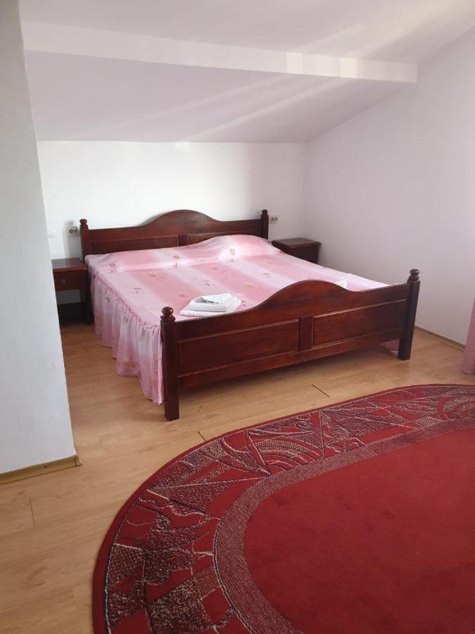 Motel Balcost Piatra Neamţ エクステリア 写真