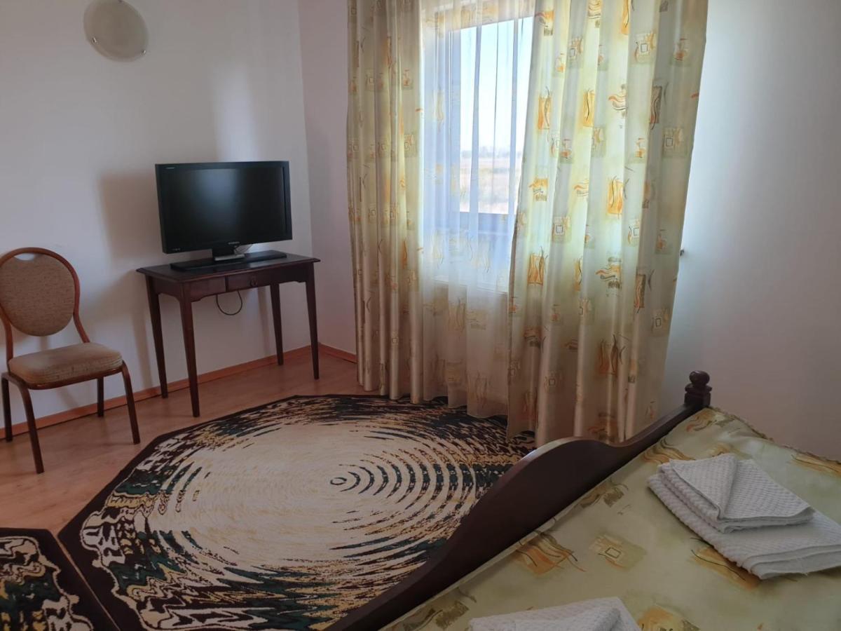 Motel Balcost Piatra Neamţ エクステリア 写真