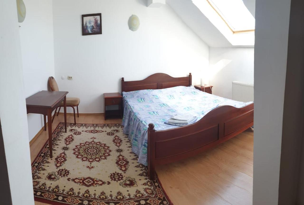 Motel Balcost Piatra Neamţ エクステリア 写真